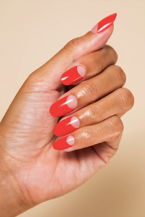I Tried The Vintage 'Half Moon' Manicure & It's So Chic I Tried The Vintage 'Half Moon' Manicure & It's So Chic