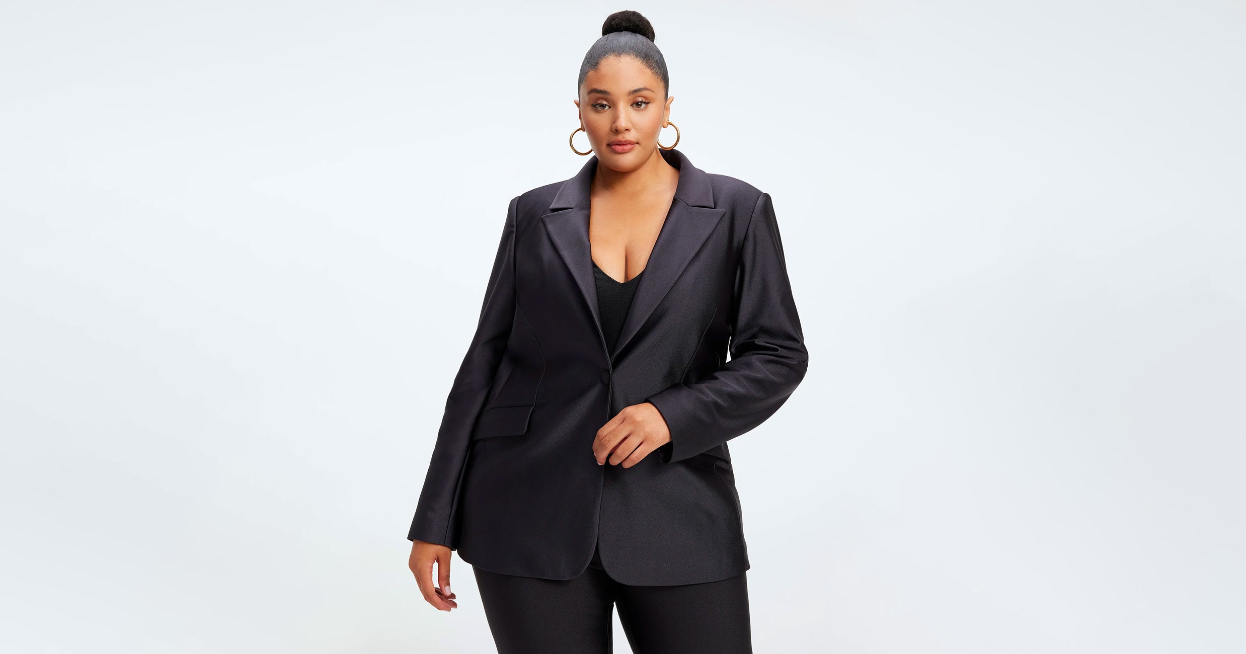 The 33 Best Black Blazers For Women Fall 2022