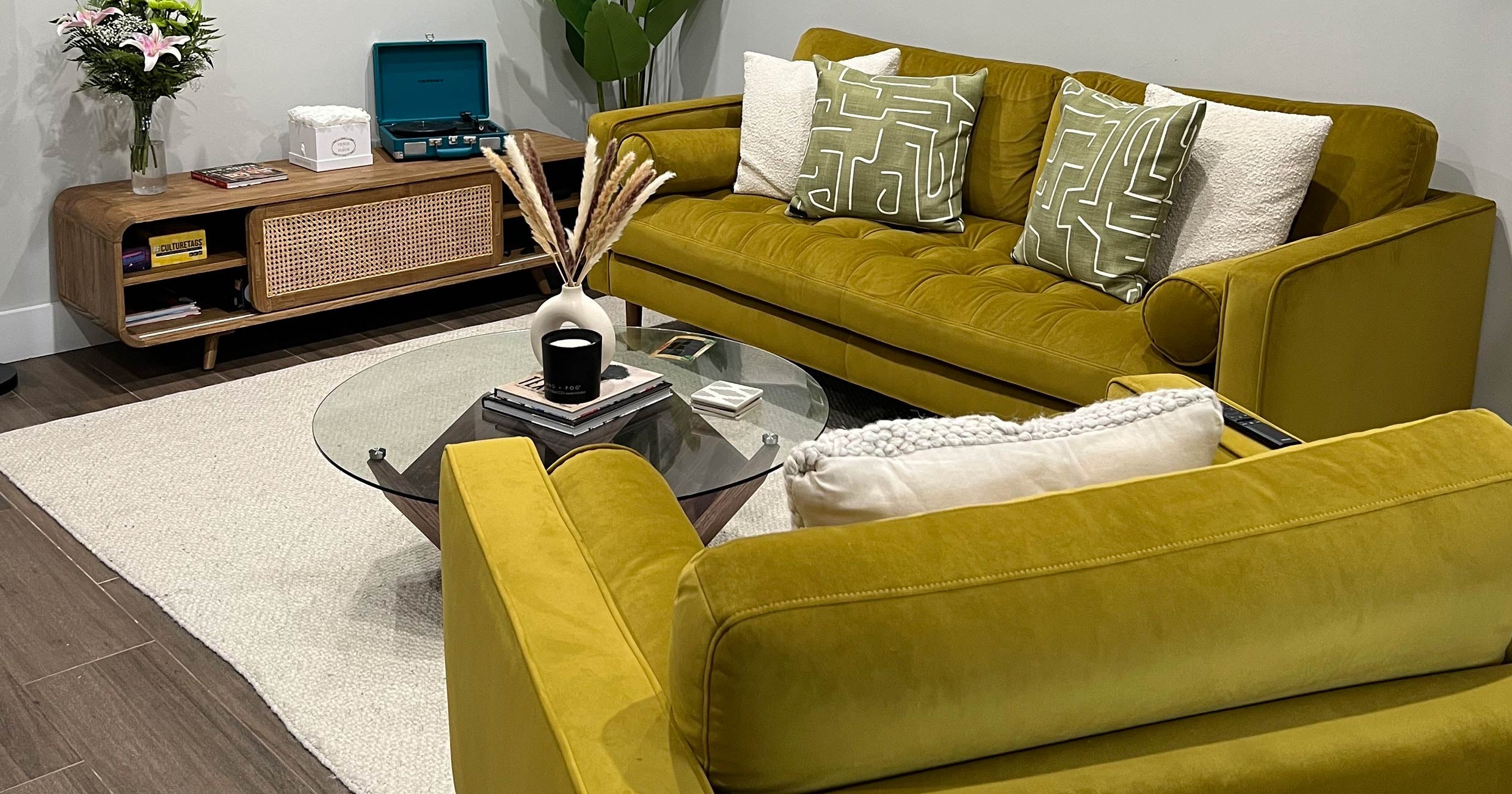 This 500 Sq. Ft. Apartment Looks Like Luxury Living | Flipboard 