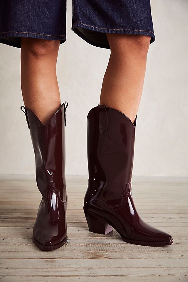 The 13 Very Best Rain Boots for Women 2023