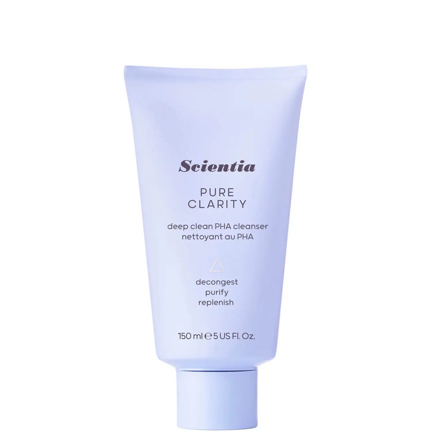 Chanel + Ultimate Skin Regeneration Essential Comfort Cleanser
