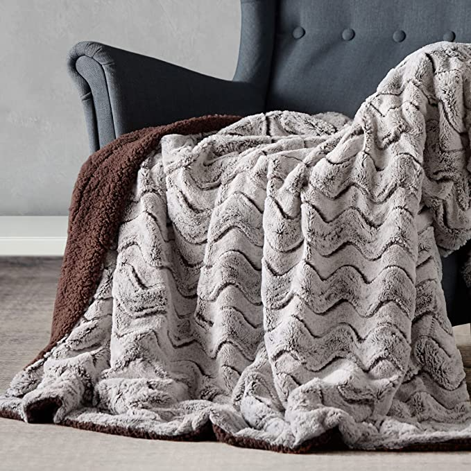 Bedsure + Warm Soft Plush Throw