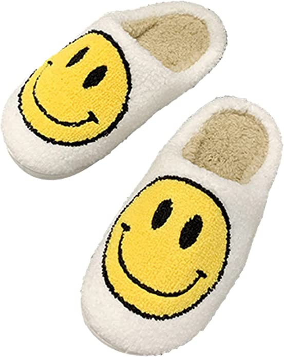 MUYOGRT + Smiley Face Slippers