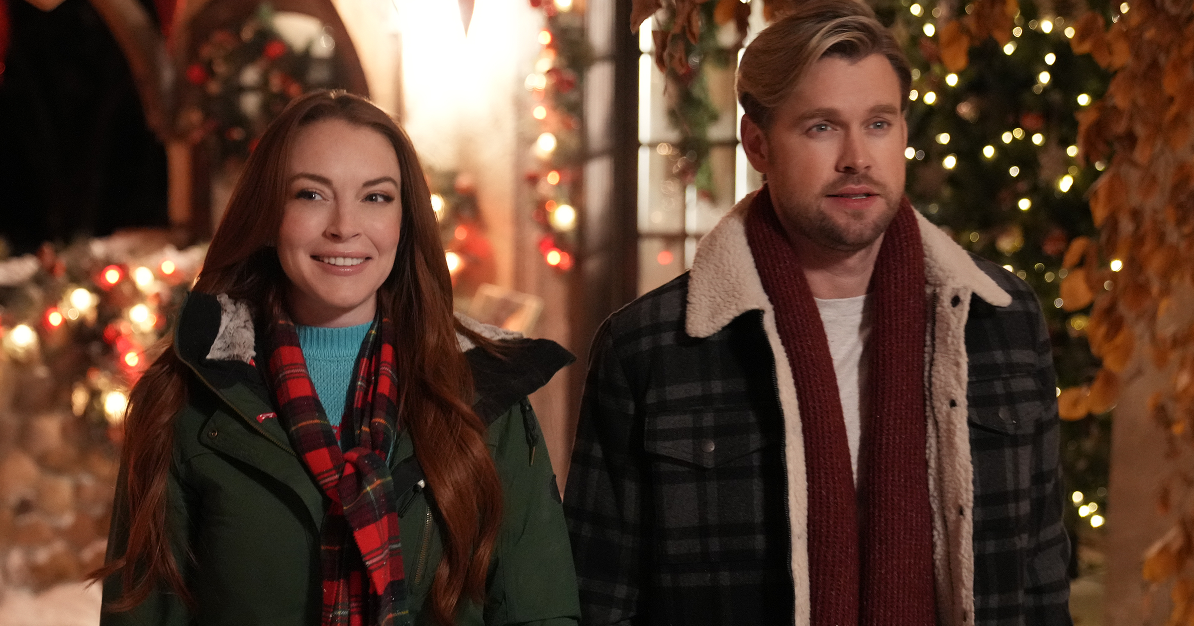 Falling for christmas 2022. Falling for christmas 2022. Линдси лохан незабываемое рождество. Линдси лохан 2022. Falling for christmas 2022.