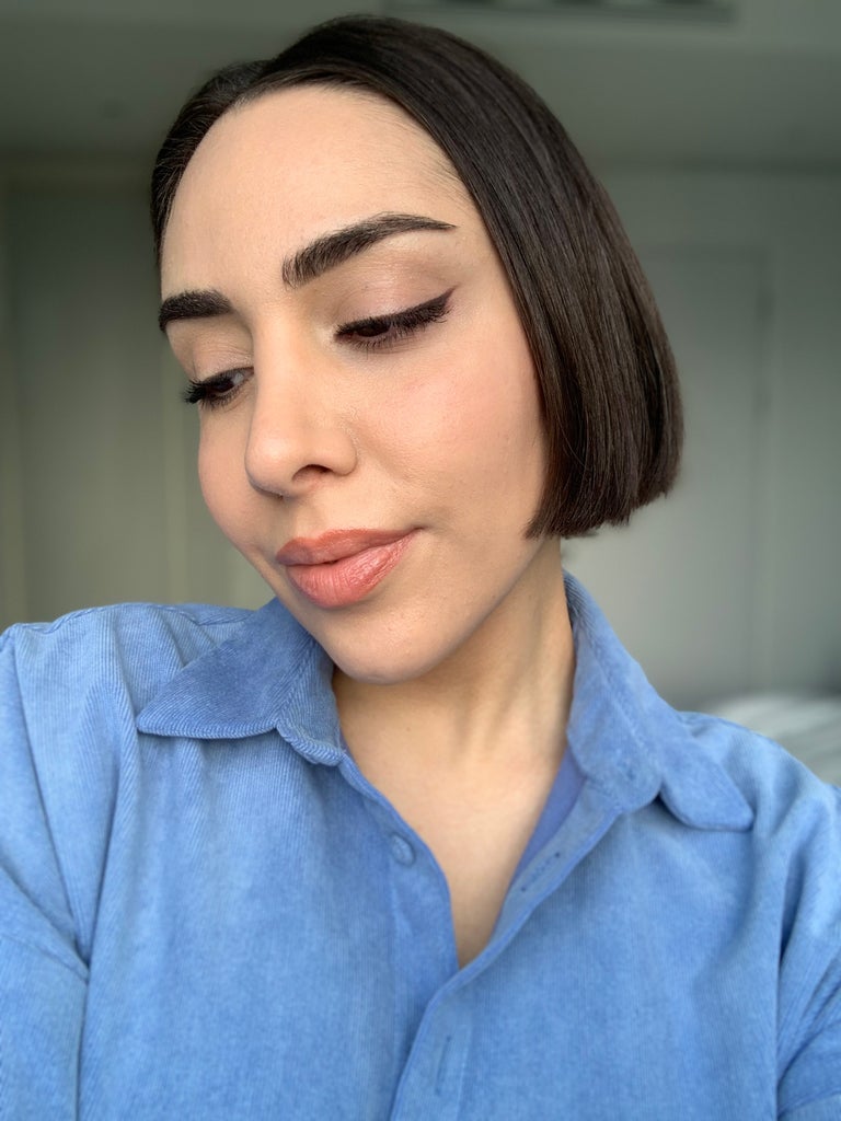 TikTok’s ‘Finger Eyeliner’ Hack Makes A Perfect Wing & Here’s Proof