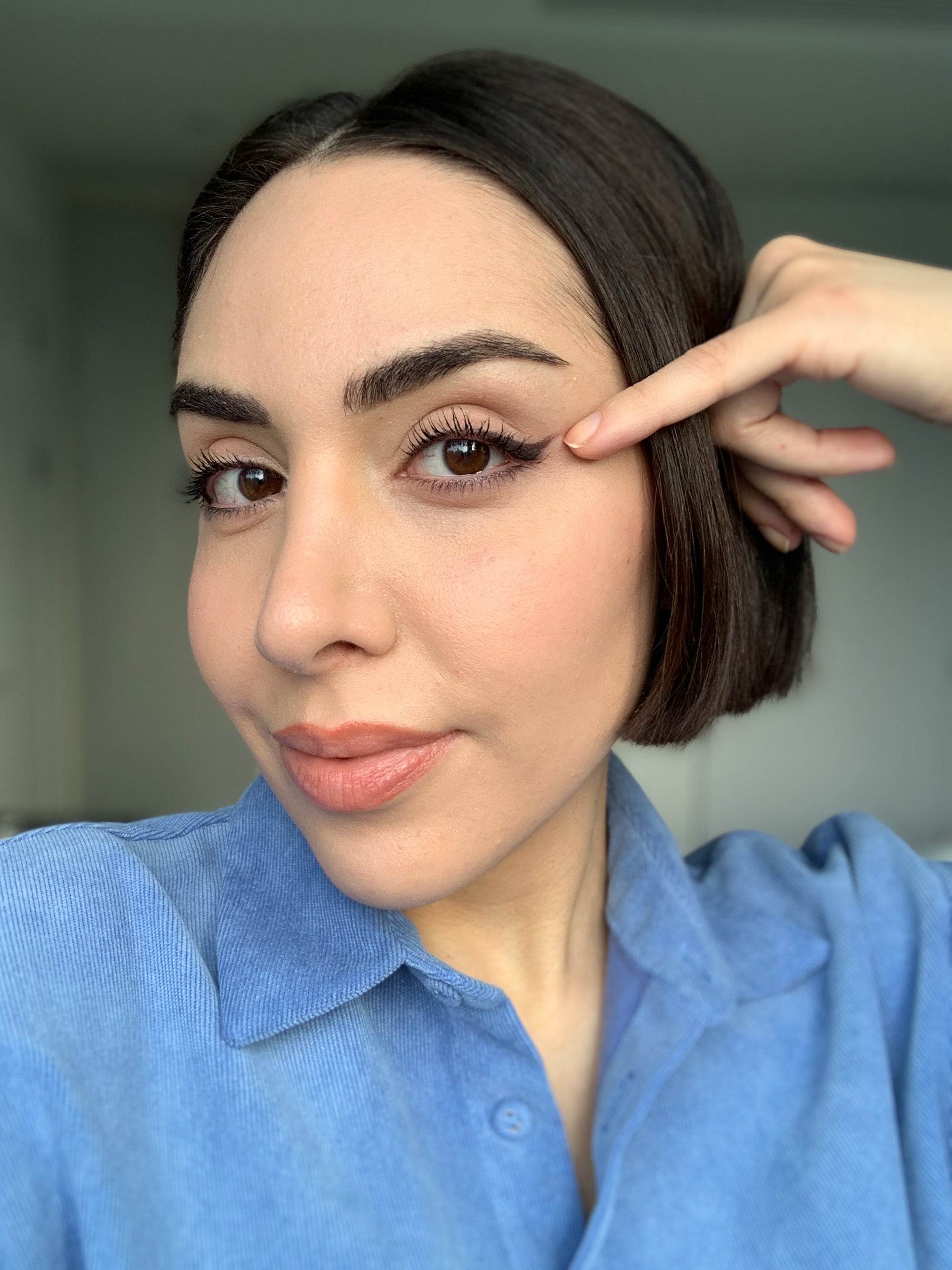 TikTok's 'Finger Eyeliner' Hack Is So Effortless