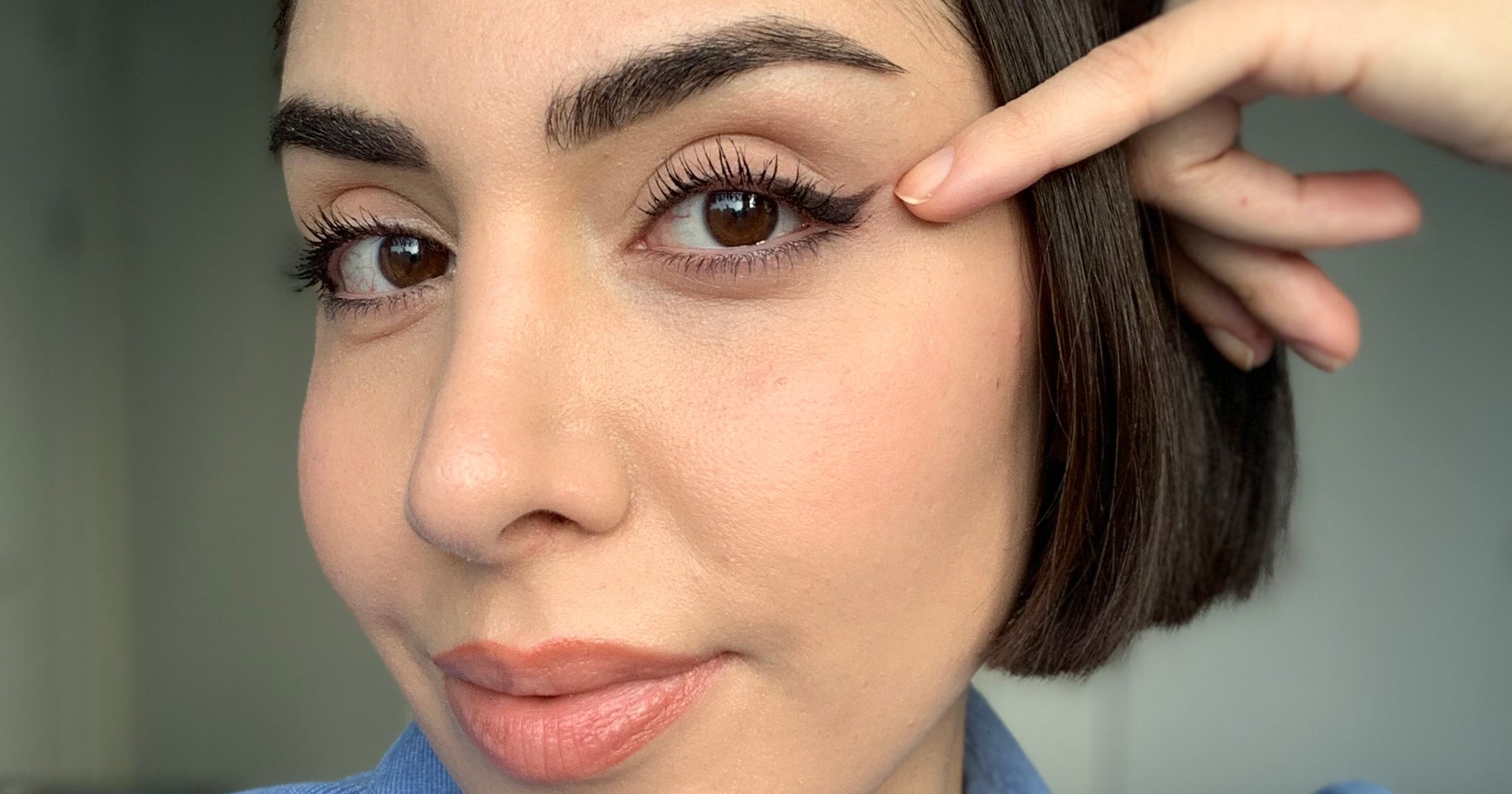 TikTok's 'Finger Eyeliner' Hack Is So Effortless
