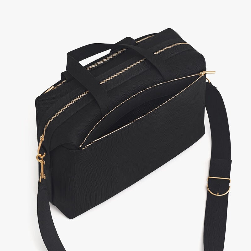 Cuyana + Medium Recycled Travel Bag