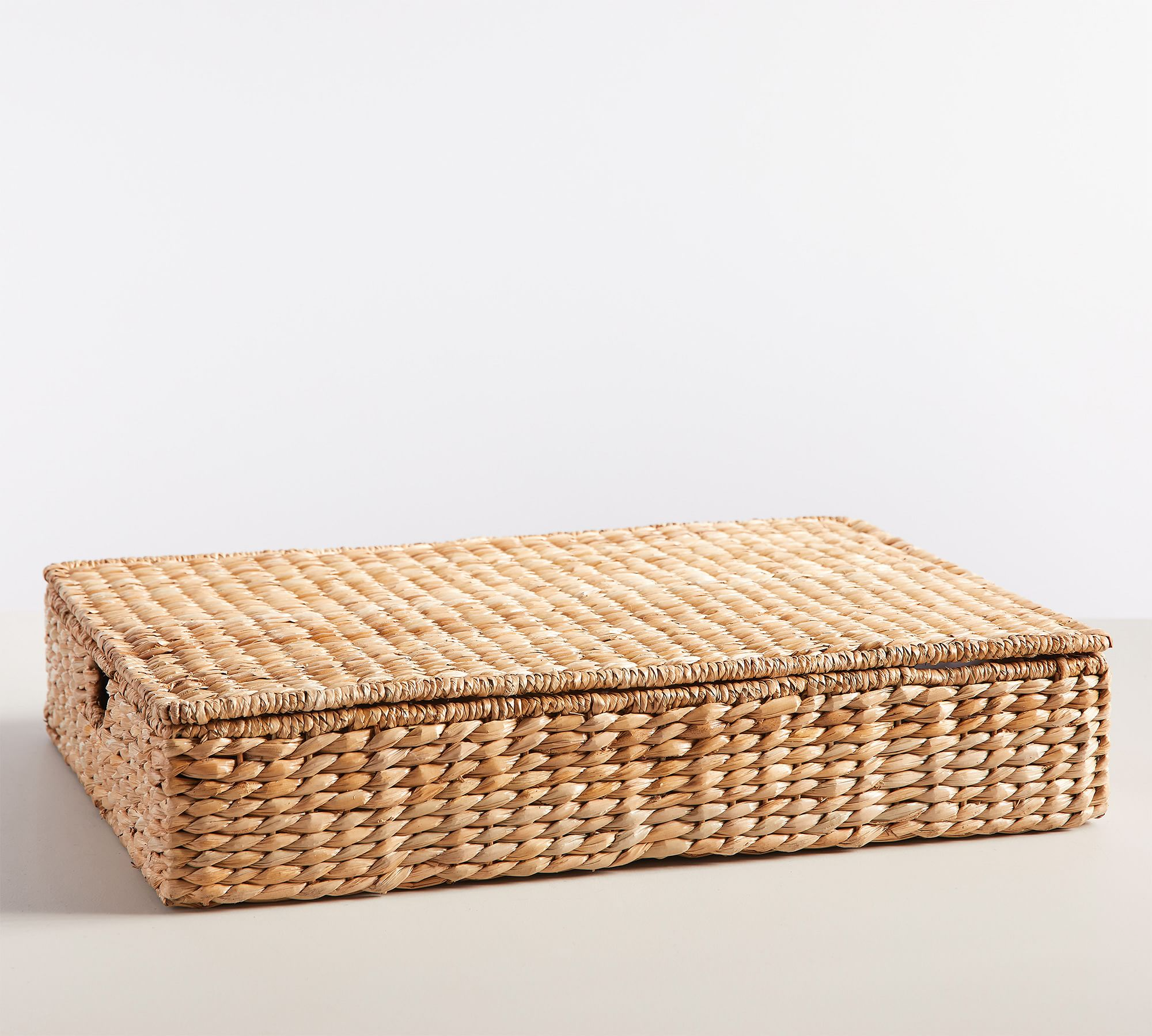 Pottery Barn Savannah Handwoven Seagrass Lidded Underbed Basket