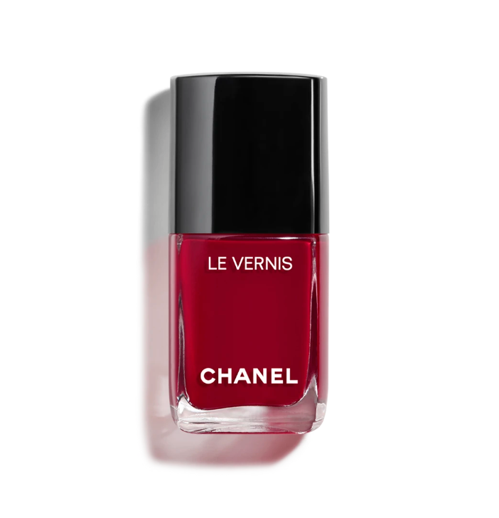 Chanel + Le Vernis Longwear Nail Colour in Pirate