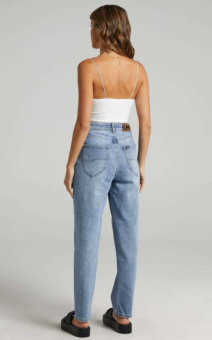 16 Jeans That Can Actually Handle Big Butts