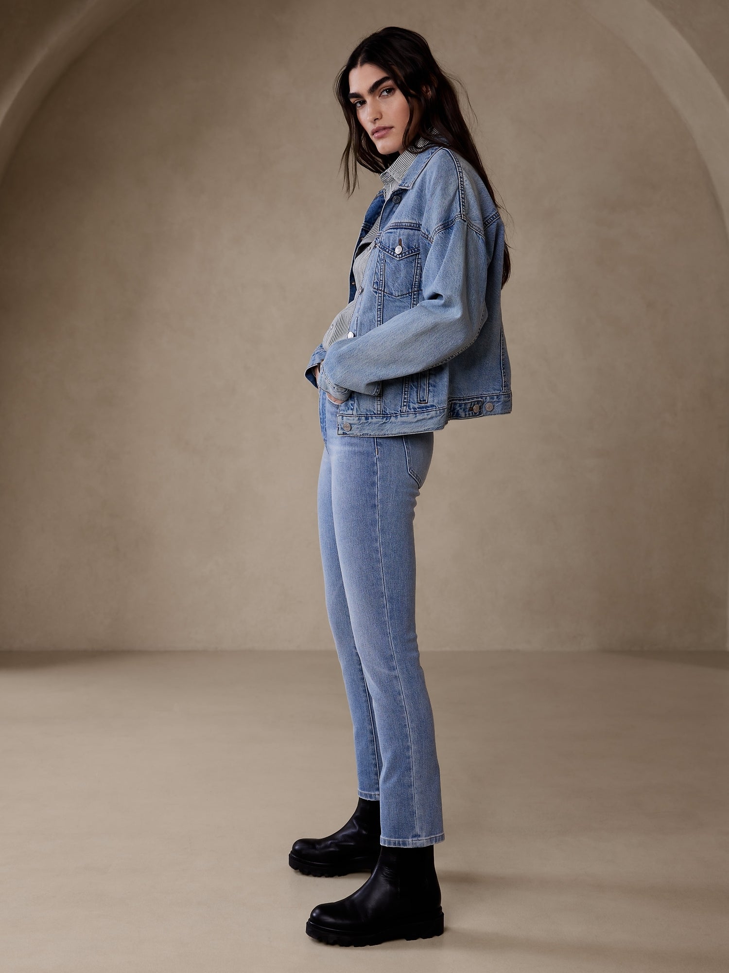 16 Best Jeans for Women 2023 - Essential Denim Styles Every Woman Should Own