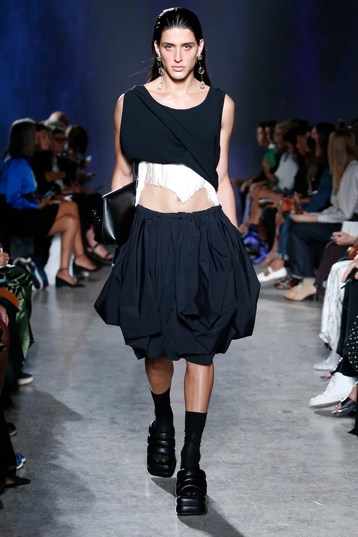 Louis Vuitton corset top  Skirt fashion, Fashion, Fashion outfits