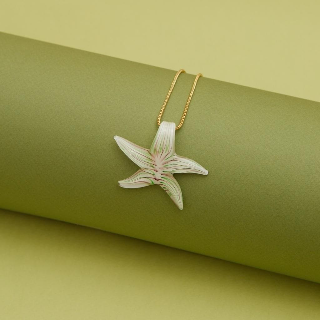Bonito Jewelry + The Cher Green Star Pendant Necklace — Lampwork And