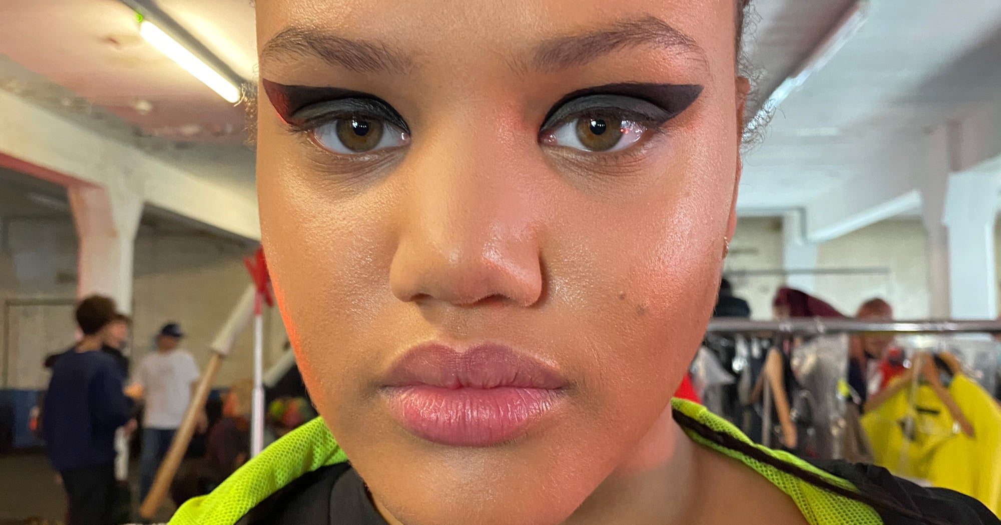 dim-lighting-is-lfw-s-easy-wearable-skin-trend