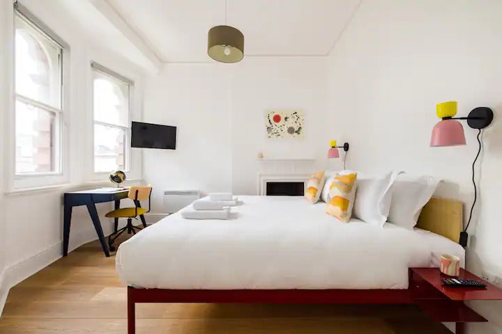 The 15 Best London Airbnbs For Your Next Trip