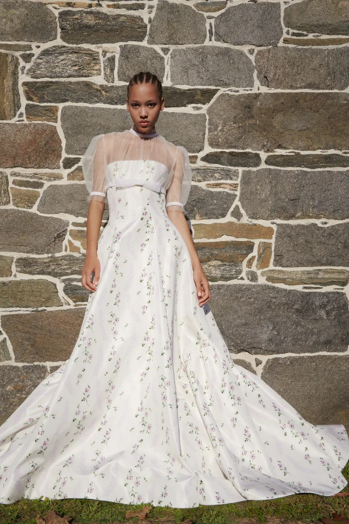 The 7 Best Spring 2023 Bridal Trends: From Regencycore to Bows