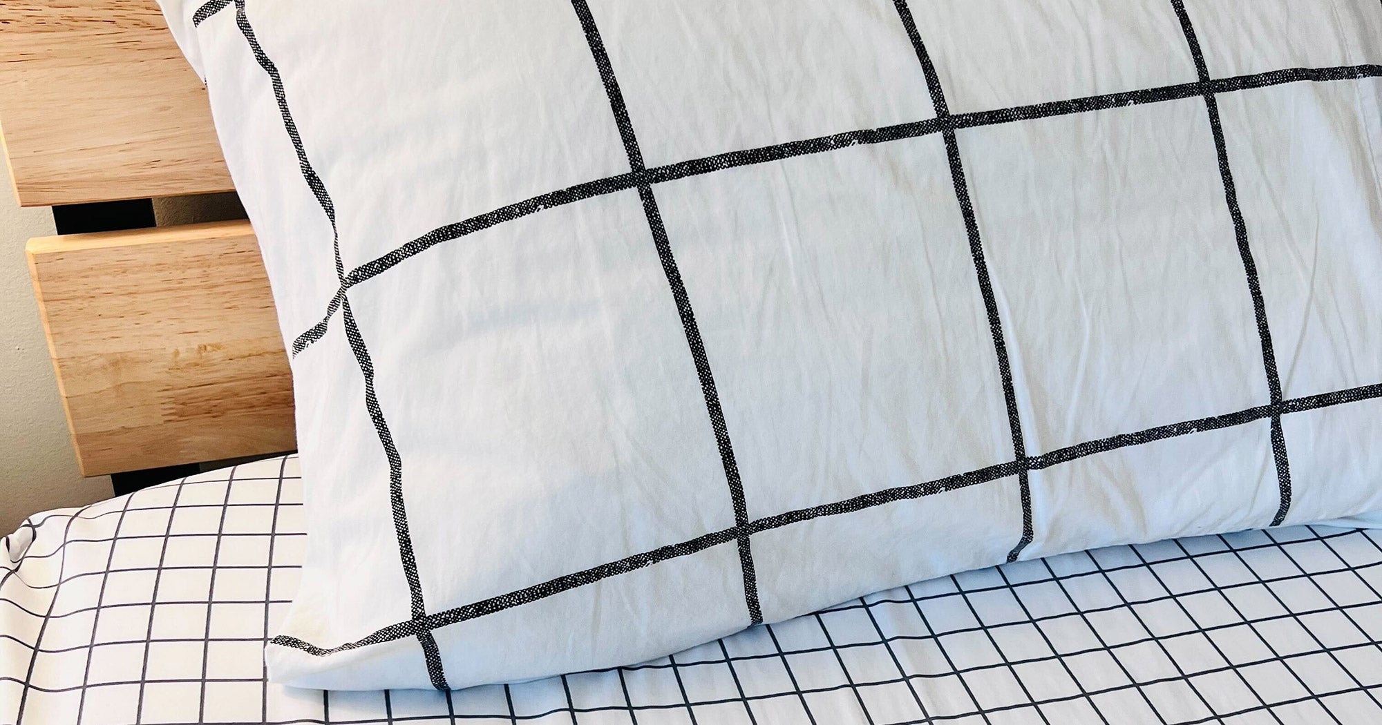 Amazon Basics Bed Sheets Review — It's 35 & Luxurious