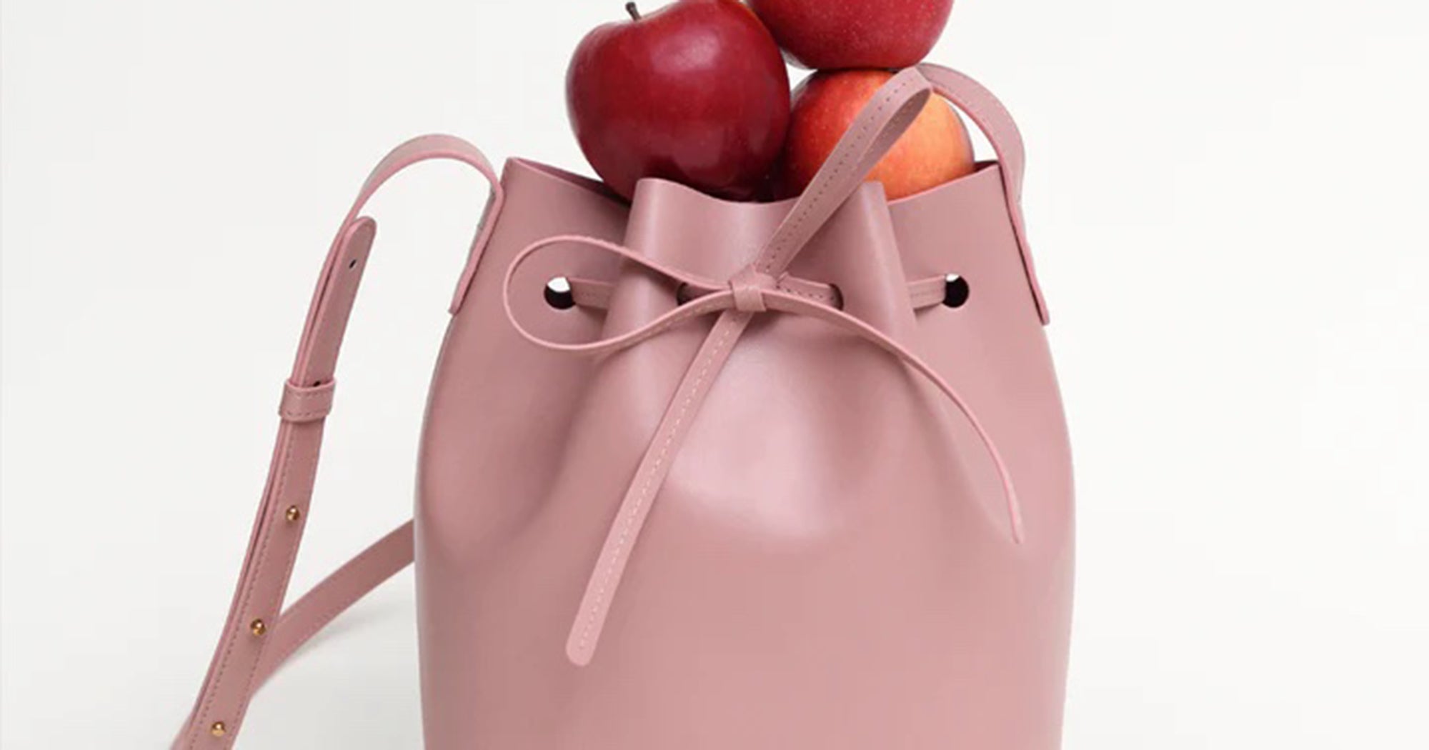 Hollywood-Loved Brand Mansur Gavriel Debuts Apple Leather Bag – The  Hollywood Reporter