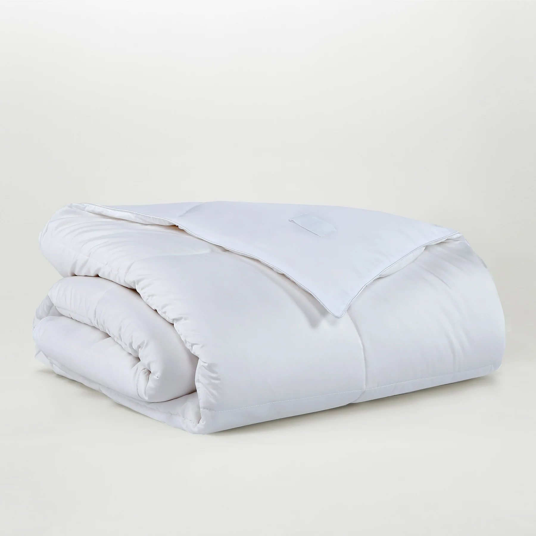 Sijo + AiryWeight Eucalyptus Comforter
