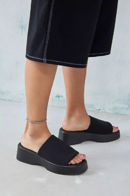 5 Platform Sandal Trends To Shop This Spring