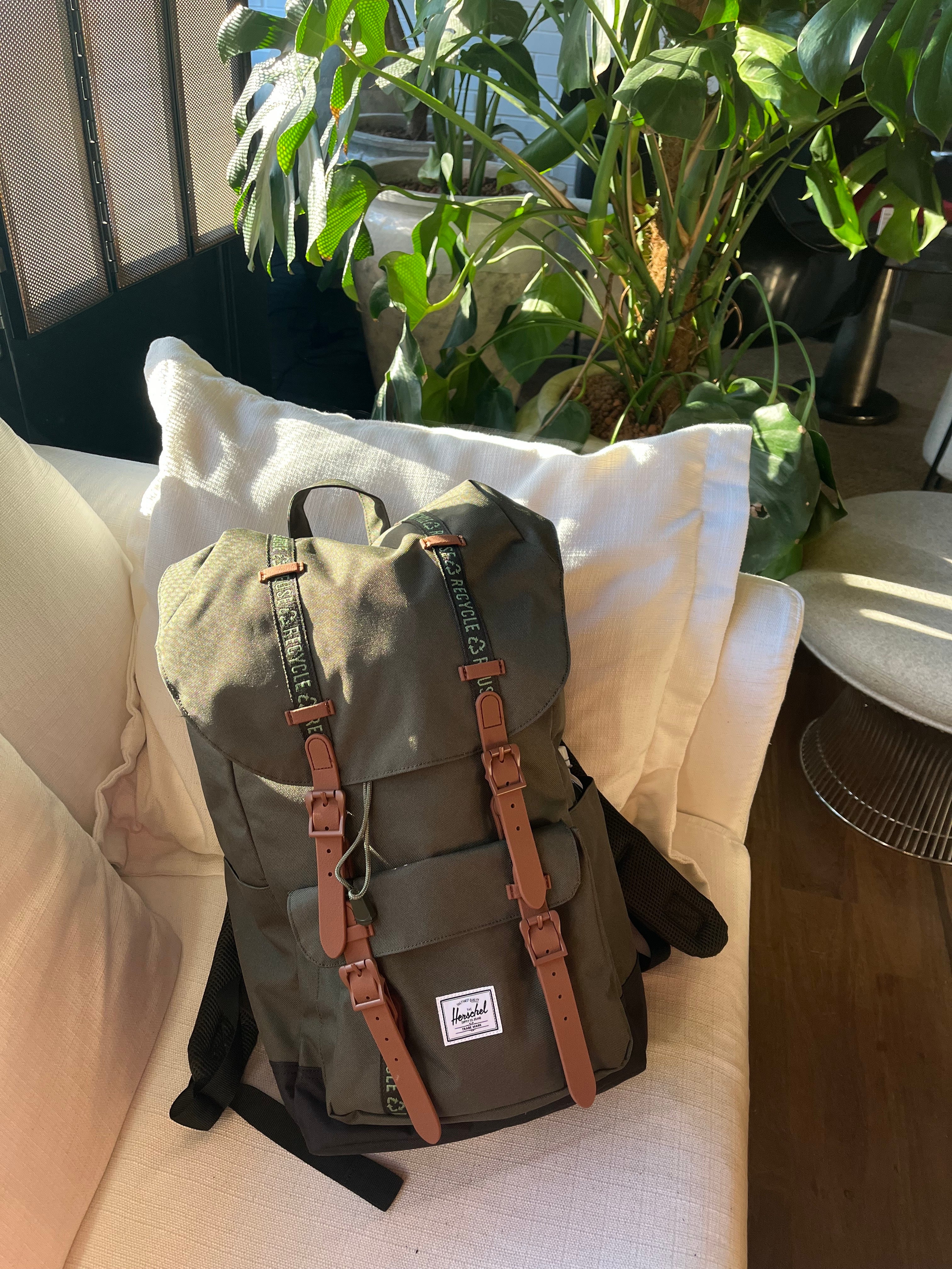 Herschel Supply Co. Herschel Heritage Backpack Review