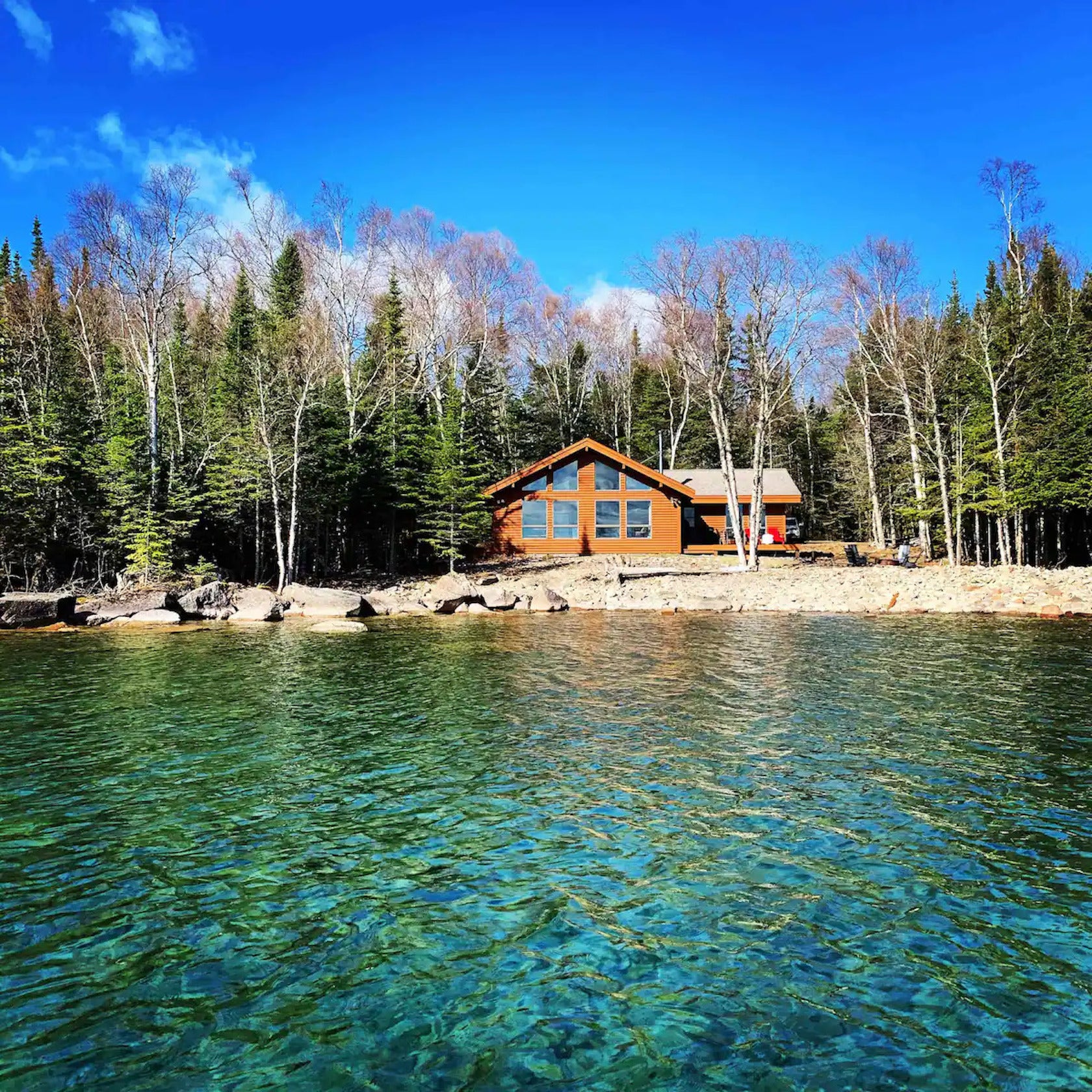 10 Waterfront Airbnbs You Can Book For Under $300