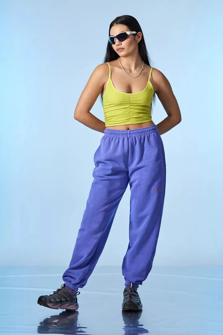 Look: 7 Influencer-approved Ways To Wear Parachute Pants