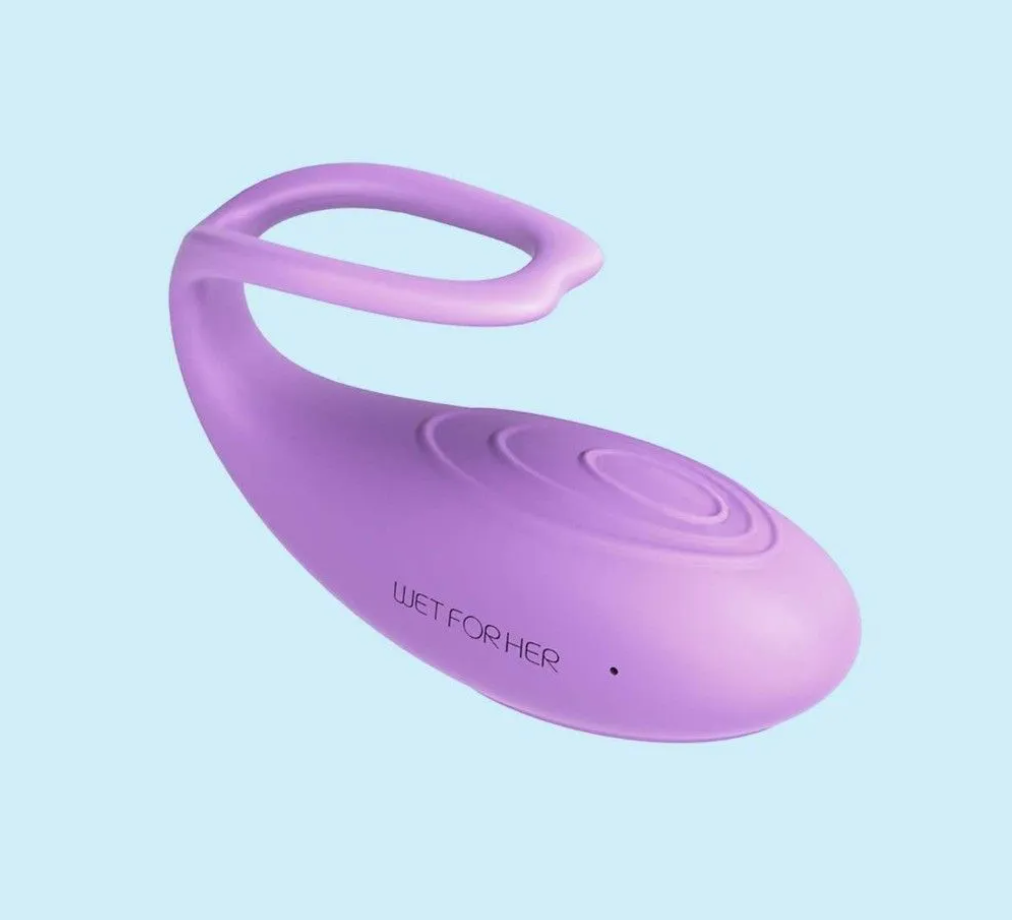 The 9 Best Lesbian Sex Toys, According To Queer Women photo