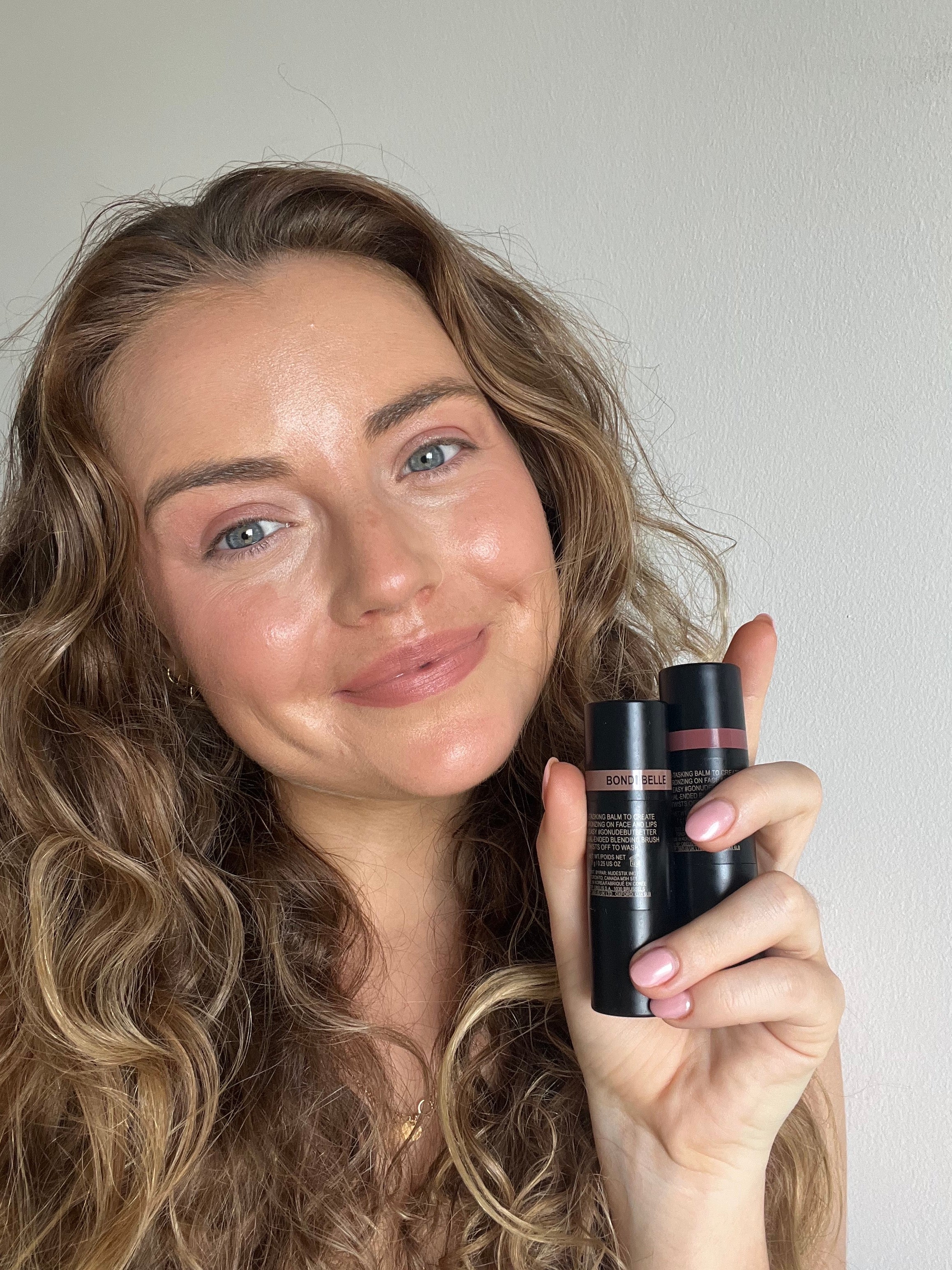 MacKarrie Beauty Style Blog: Chanel Les Beiges Healthy Glow Sheer