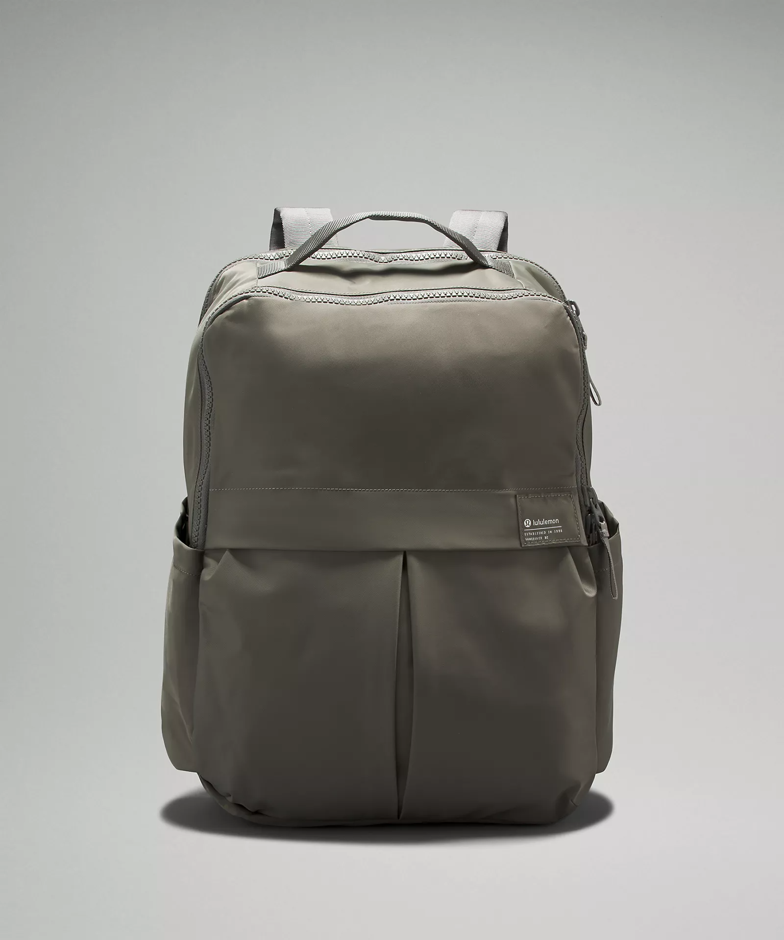 Lululemon + Everyday Backpack 2.0 23L