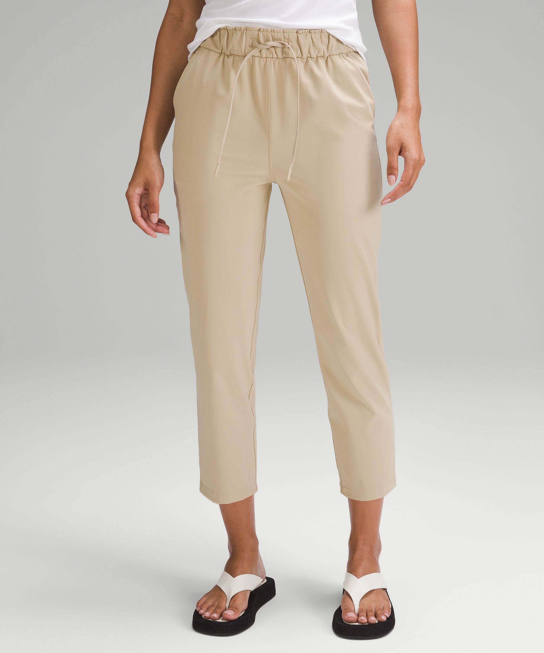 Lululemon Stretch High-Rise Cropped Pant 23″