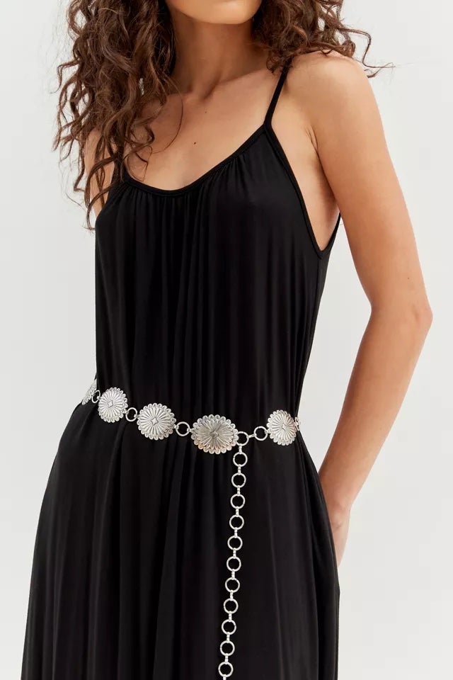 Urban Outfitters + Embossed Chain Belt