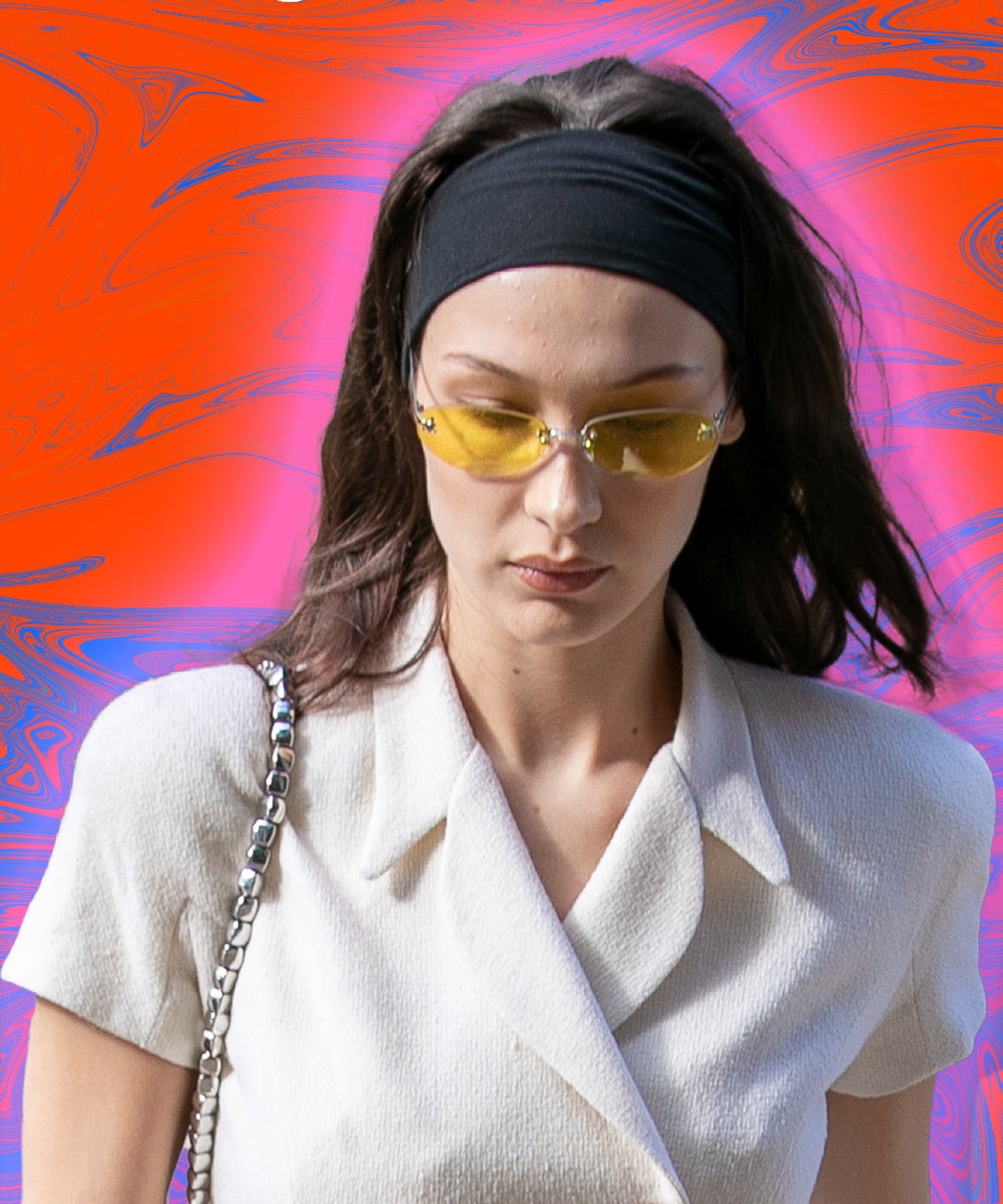 The Black Headband Trend Is Making A Welcome Return