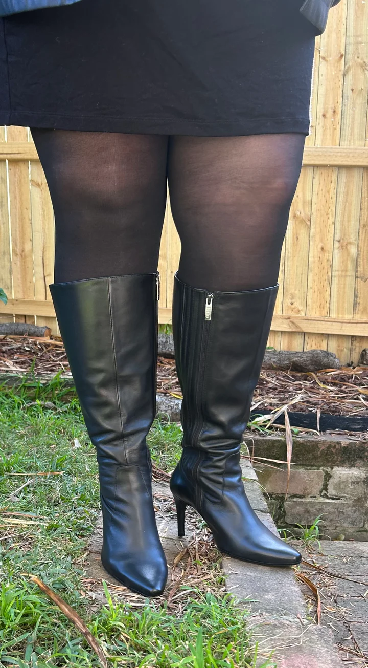 DuoBoots Review: Are The $475 Plus-Size Boots Worth It?