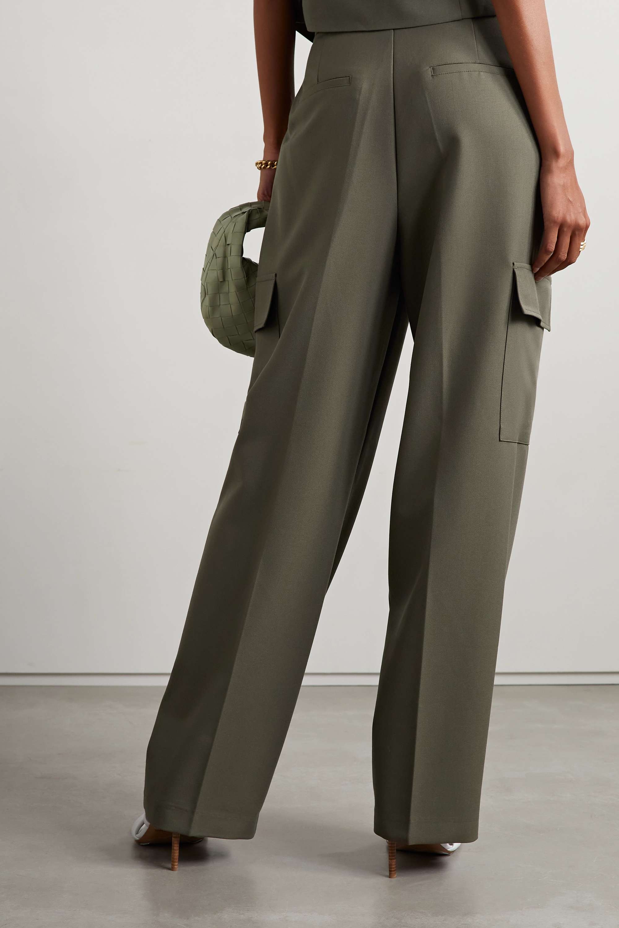 【関税込み】The Frankie Shop ブラック Maesa トラウザーズ Maesa Cargo Pants - Black – The Frankie Shop Europe