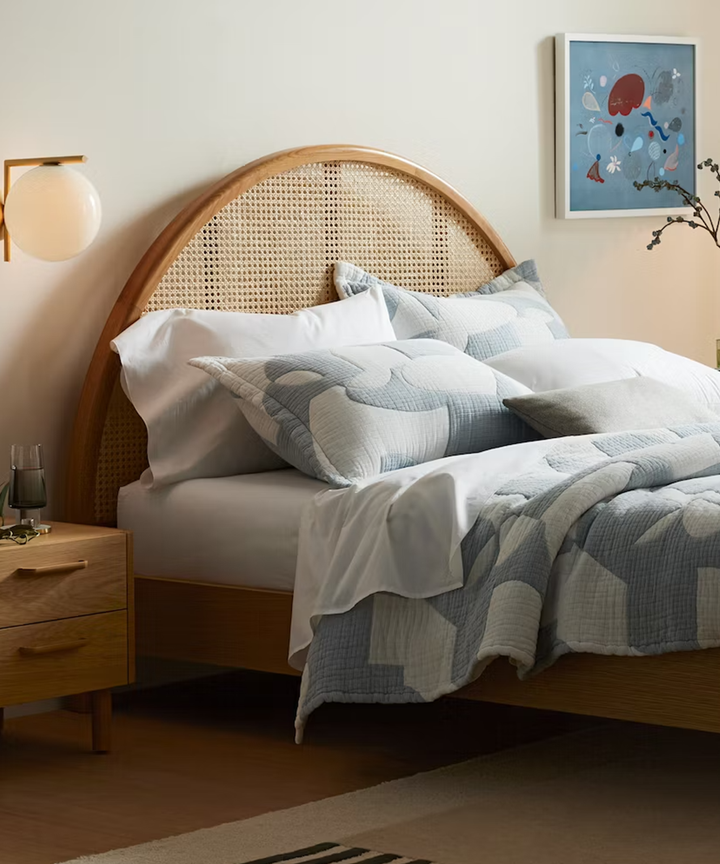 10 Best Headboards That Scream