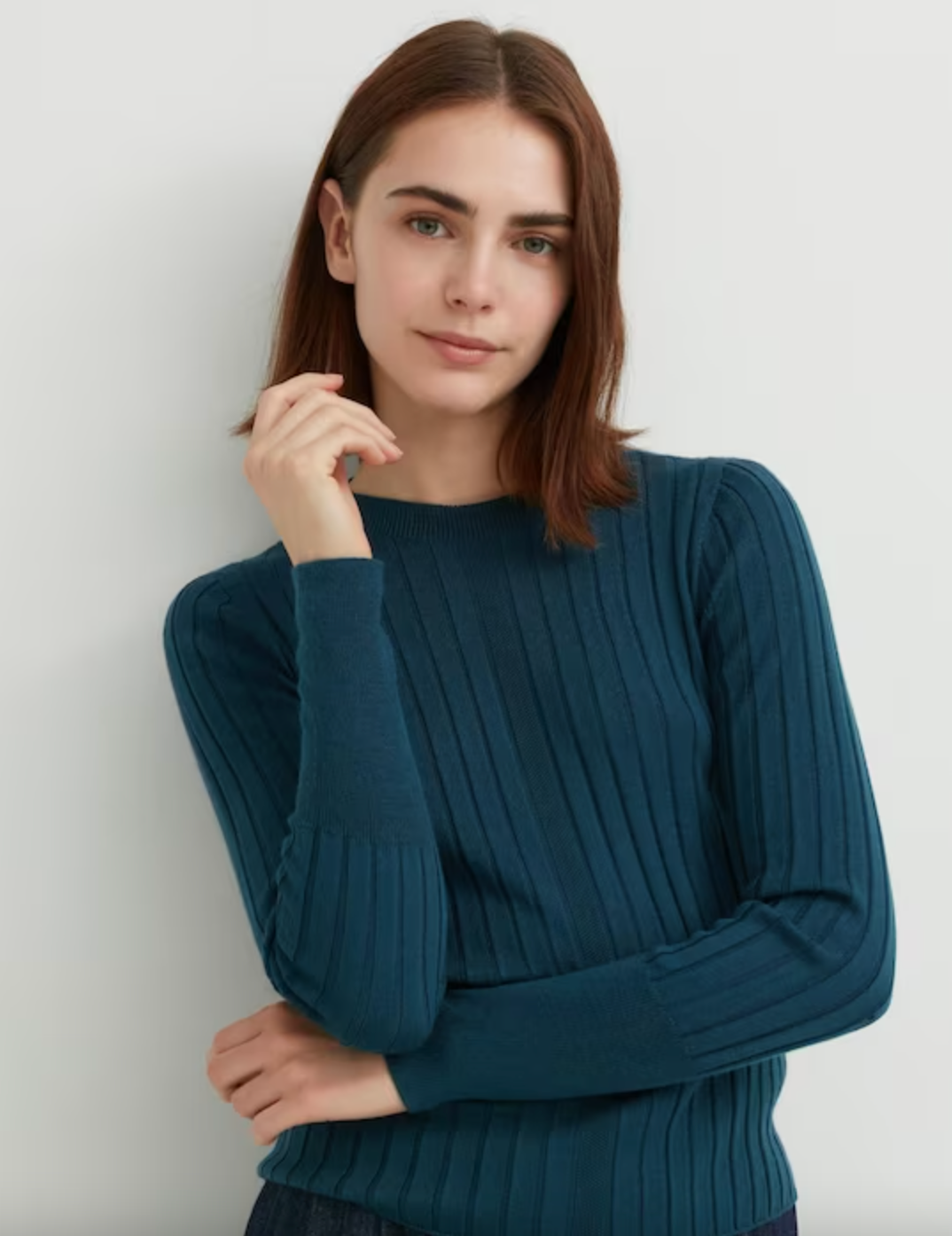 3d Knit Crew Neck Sweater Womens 3D Knit Crew Neck Sweater