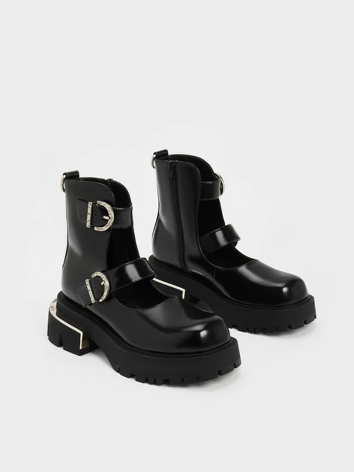 Charles & Keith x Henn Kim All-Black Collaboration Charles & Keith x Henn Kim All-Black Collaboration