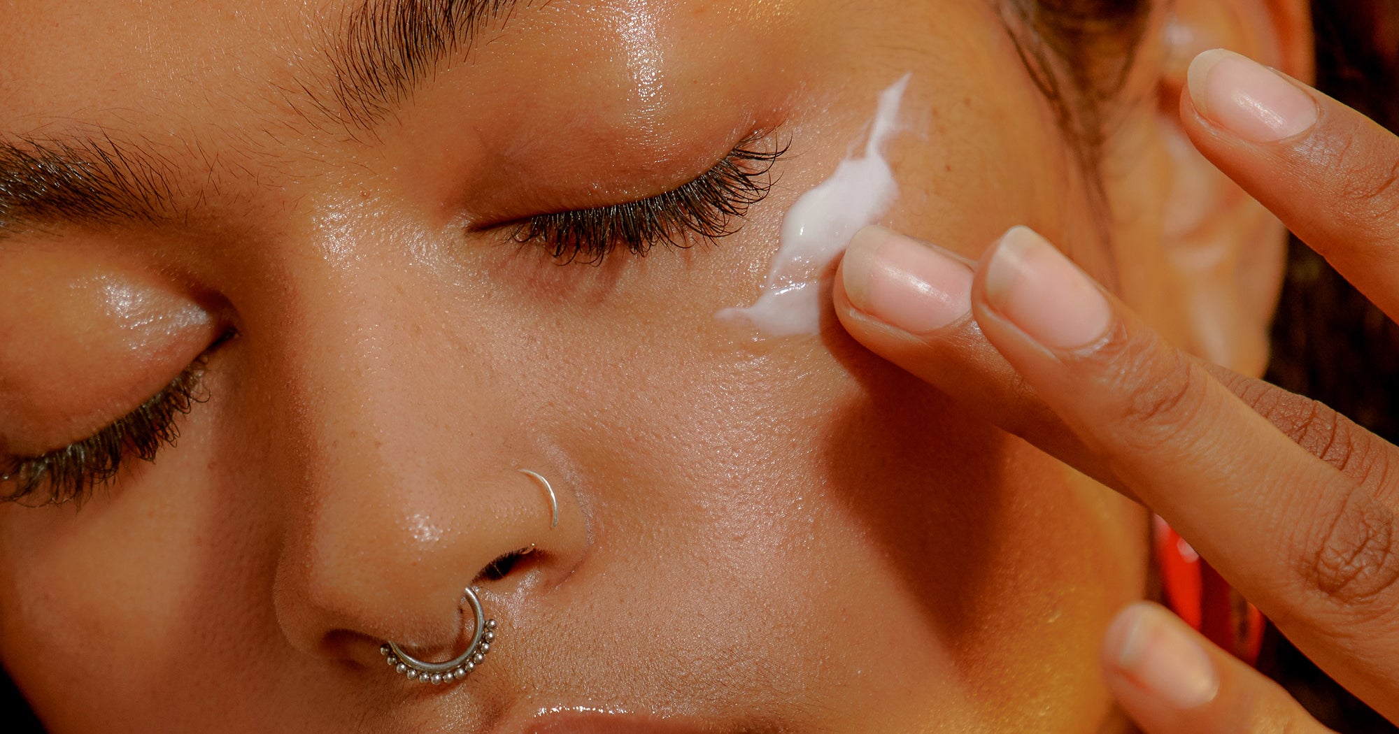 Is Vitamin C And Retinol Safe To Use Together?
