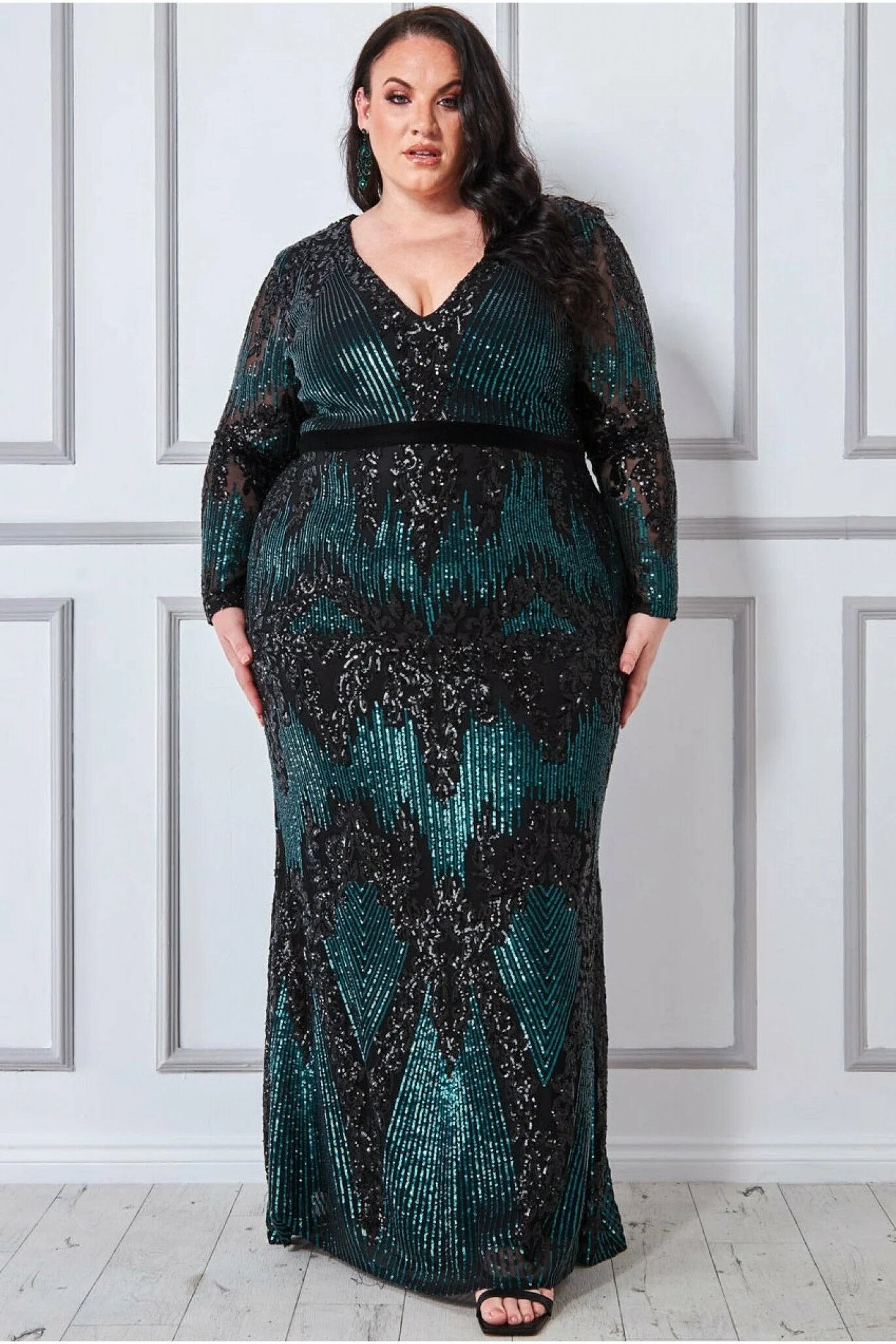 Godiva Plus + Long Sleeve Sequin Evening Maxi Dress – Emerald