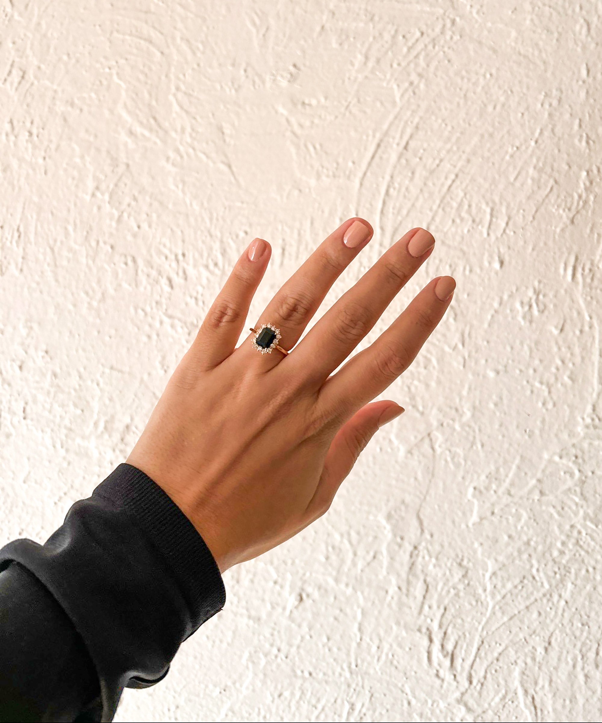 21 Dream of Losing Wedding Ring Meanings