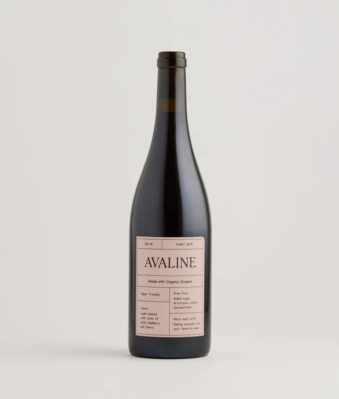 avaline-pinot-noir