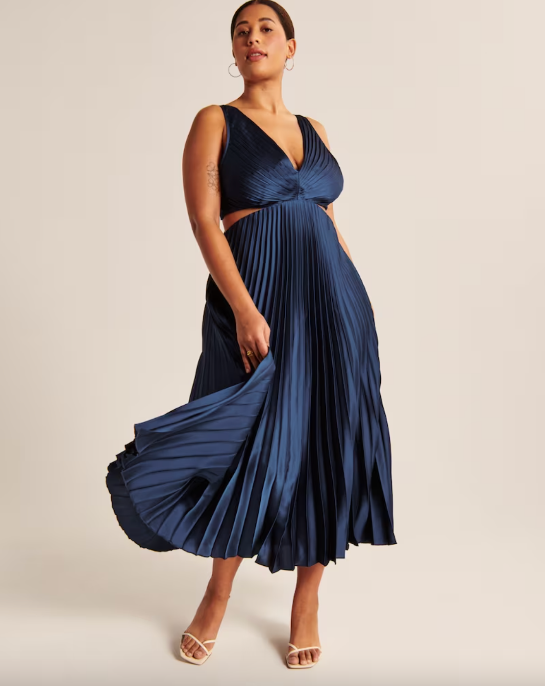 Abercrombie & Fitch + Giselle Pleated Cutout Maxi Dress