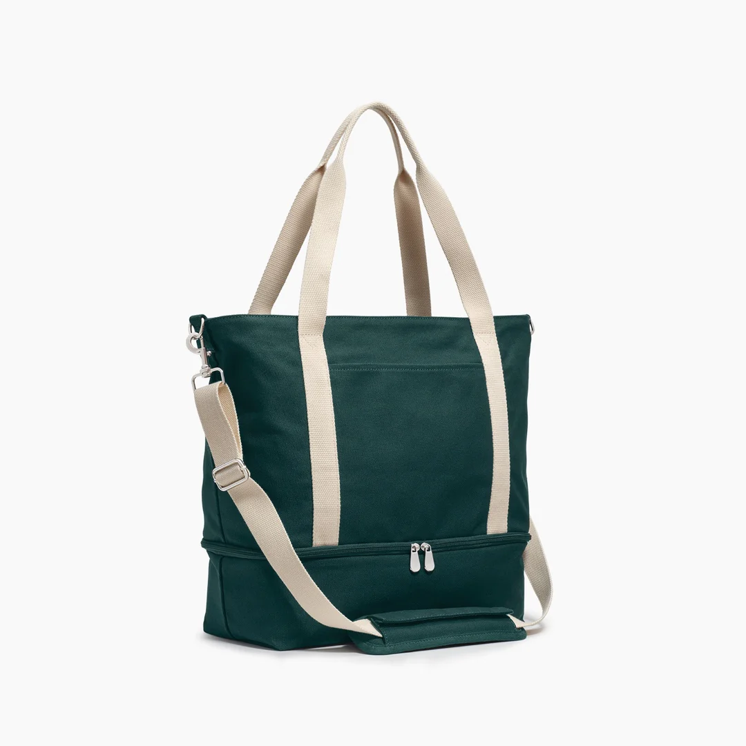 New STEVE MADDEN Green Quilted Baustin Overnight Bag $119