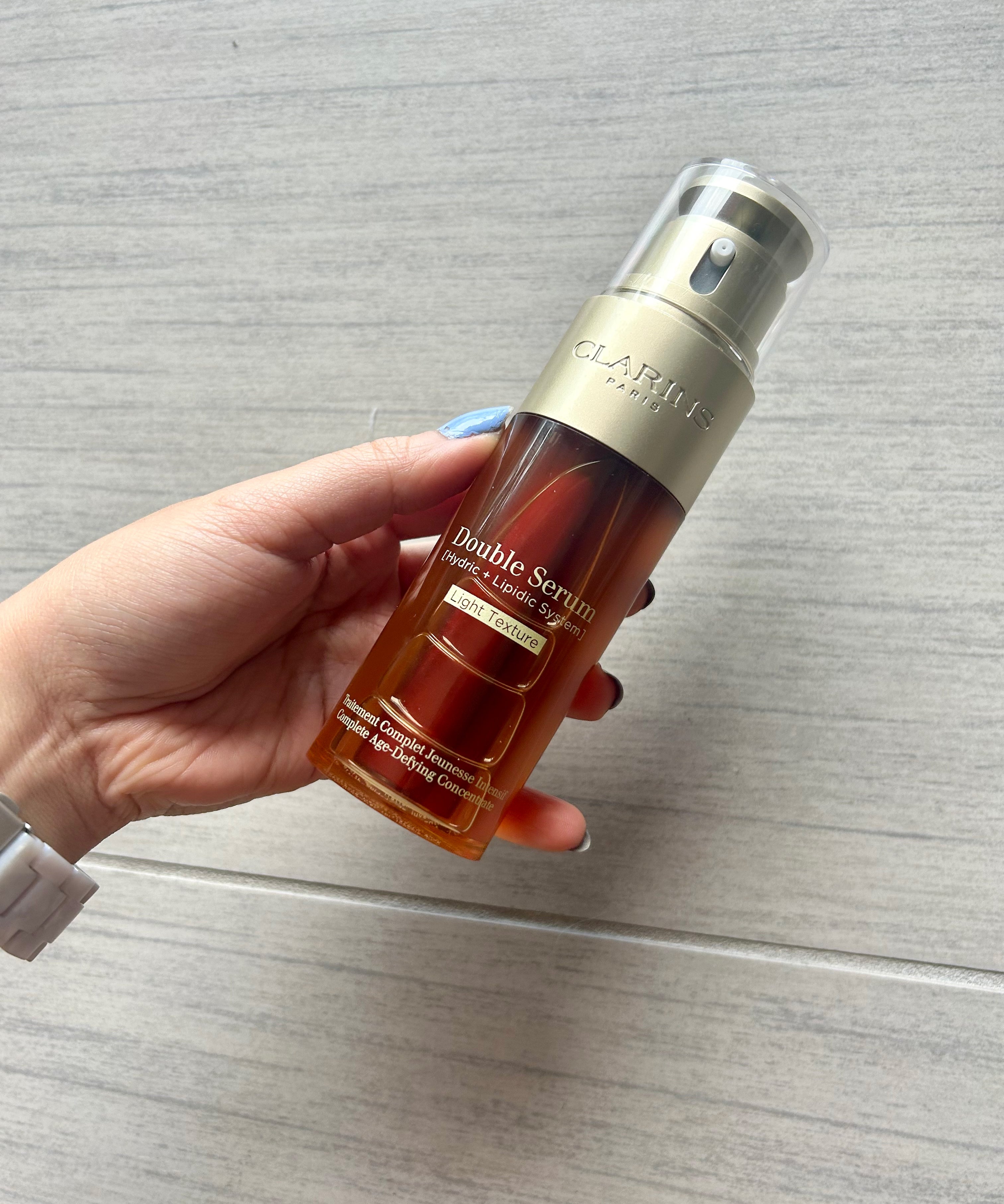 Clarins Double Serum Anti-Aging Skincare Review 2023