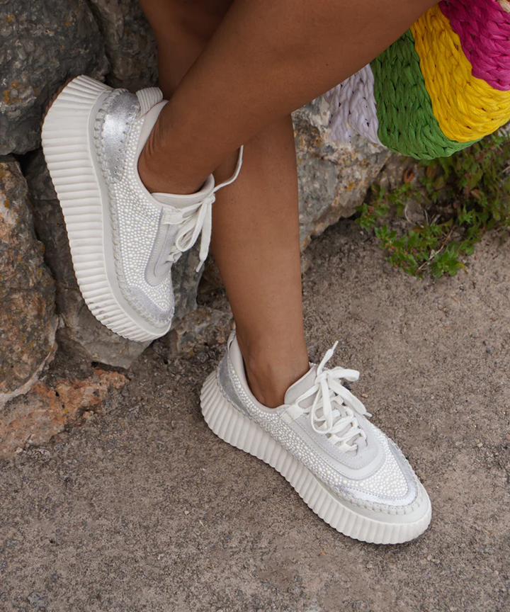 Athleisure sneakers best sale womens