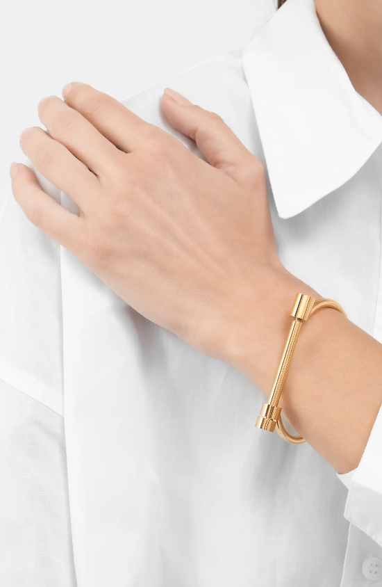 Screw cuff 2025 bracelet cartier