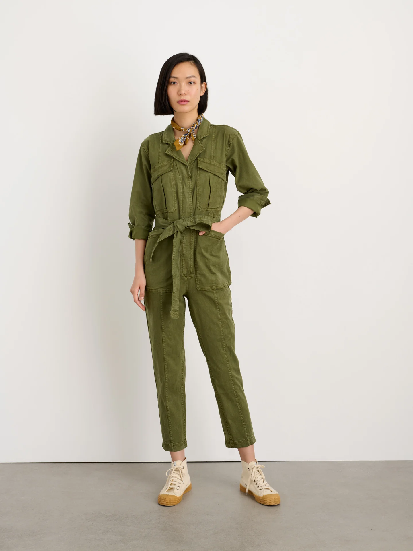 Alex Mill + Expedition Jumpsuit in Washed Twill