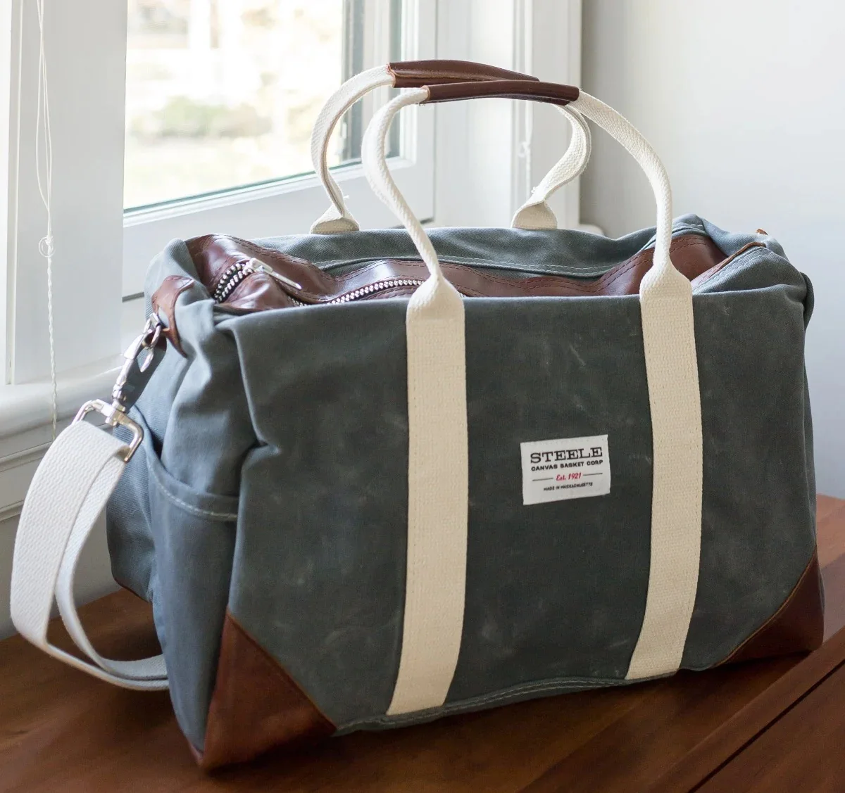 Steele 2025 canvas tote